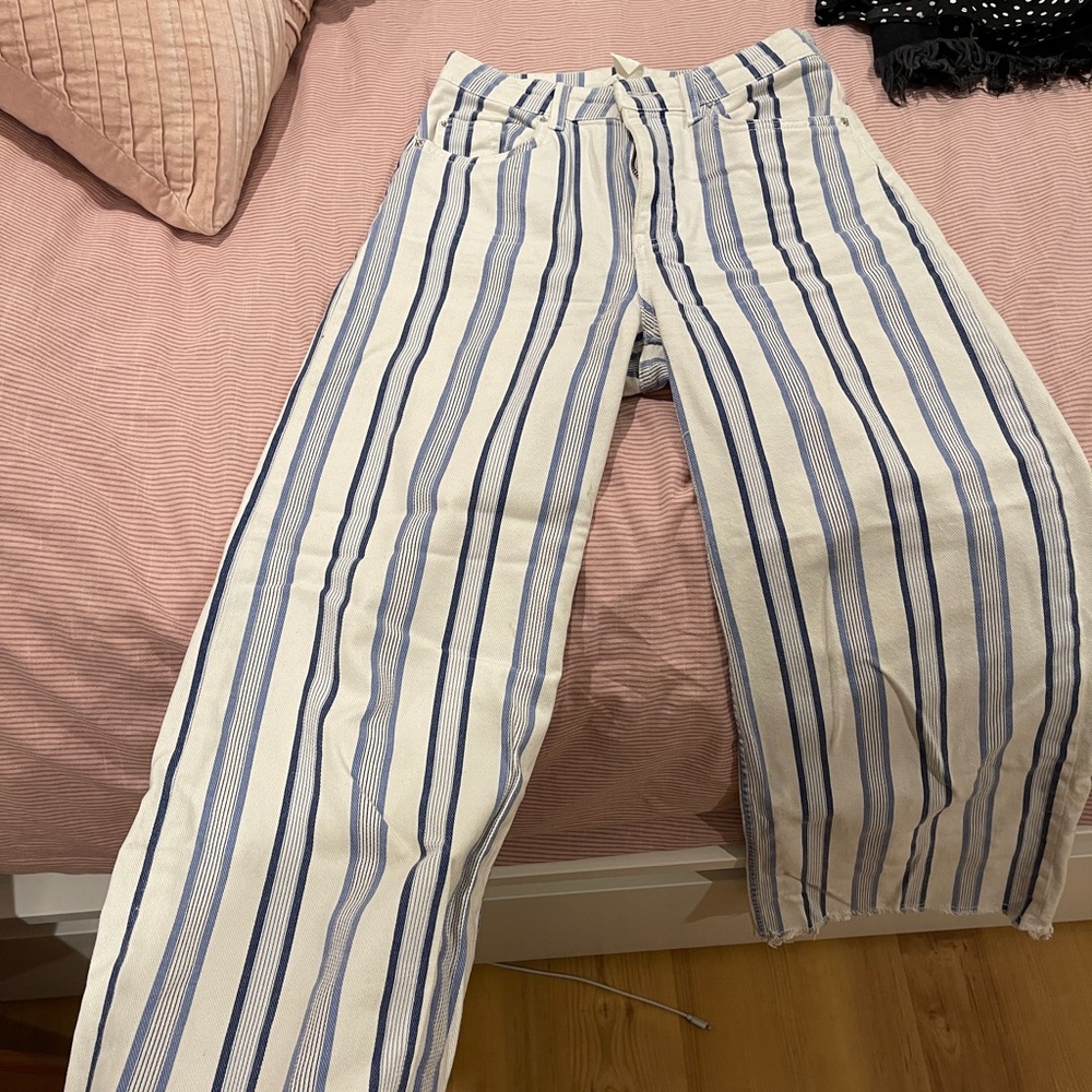 Wide leg stripe jeans